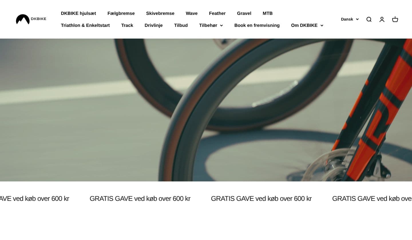 Forsiden af dkbike.dk på en computer